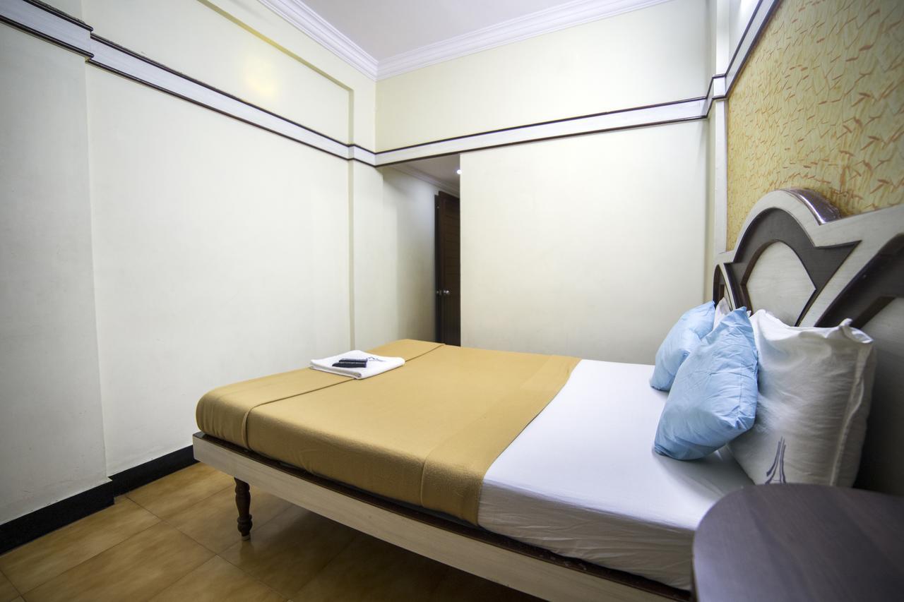 Akash Villa Guest House Madras Buitenkant foto