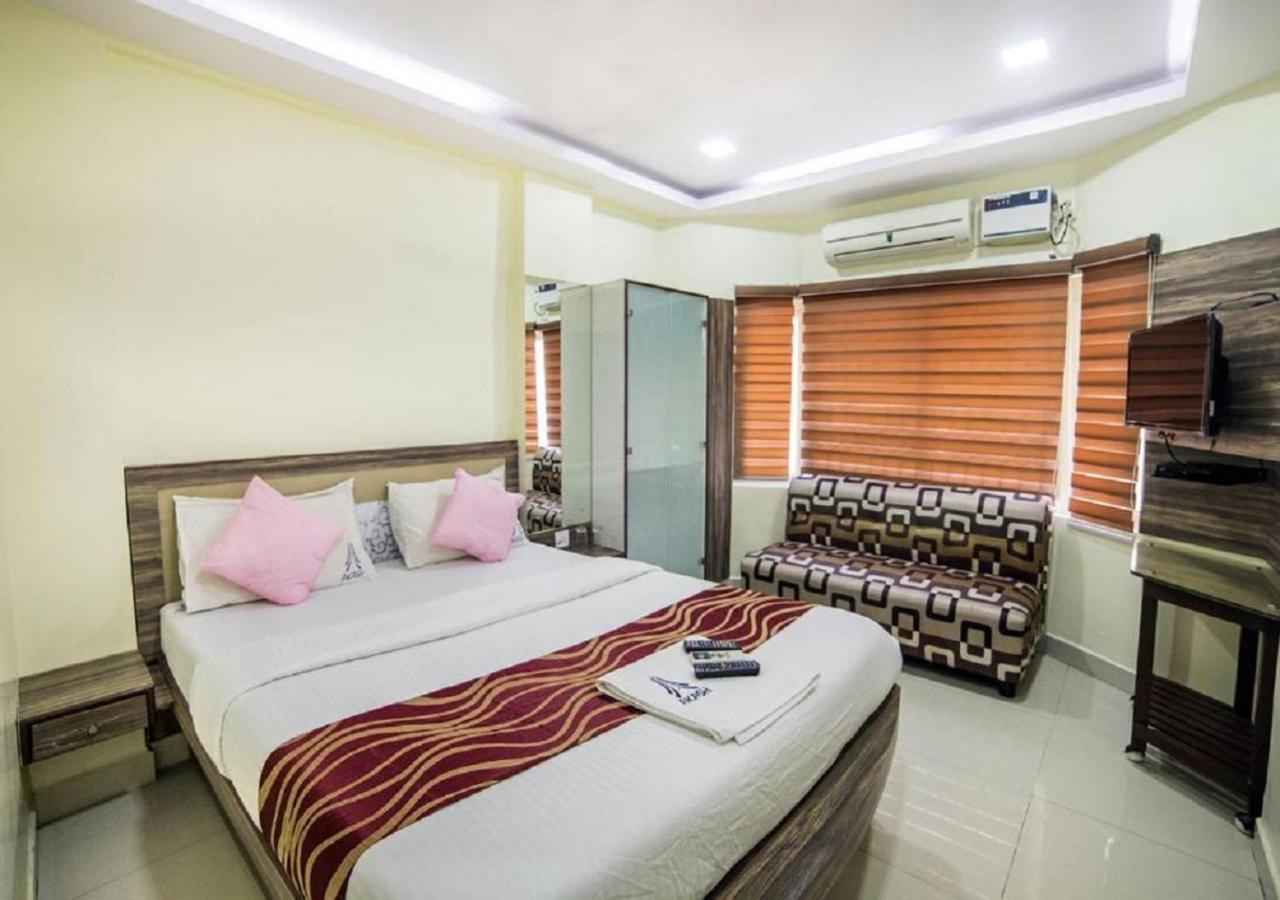 Akash Villa Guest House Madras Buitenkant foto